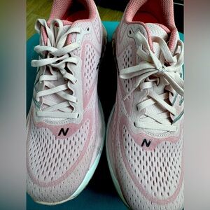 New Balance Sneakers